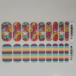 4/$20 Jamberry Candy Scallop 1/2 sheet & Daisy Doodle 1/2 sheet